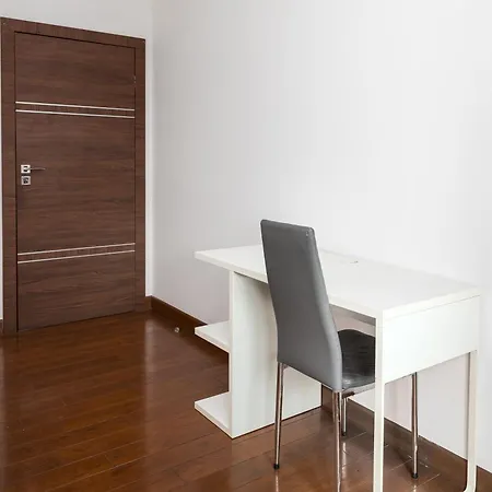 Apartment Business Mokotow Park 58 *