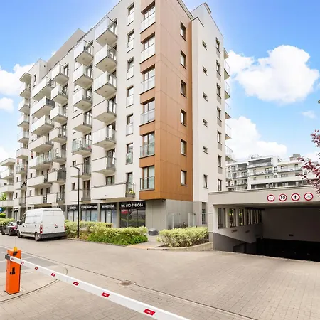 Apartment Business Mokotow Park 58 *